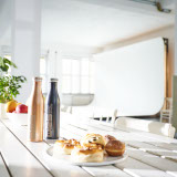 Studio Tisch mit Essen